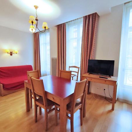 La Petite Ourse, T2, Centre Luchon, Wifi, Casier A Skis, Ascenseur, 4 Personnes Bagnères-de-Luchon Buitenkant foto